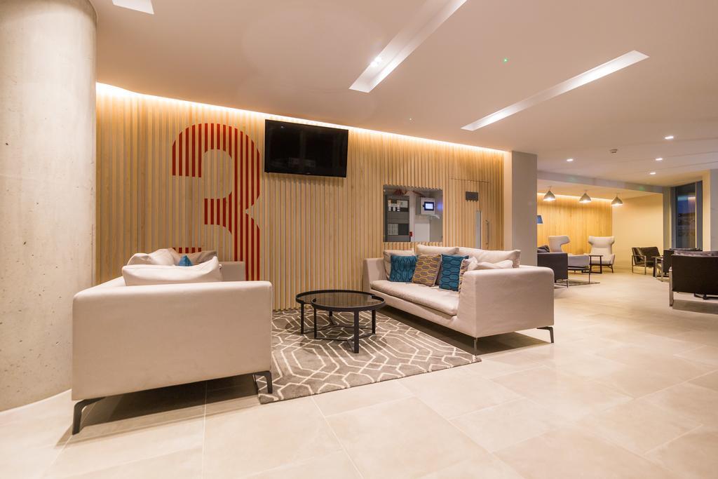 Royal Style Apartment - 5 Mins Walk To Excel London Exterior photo